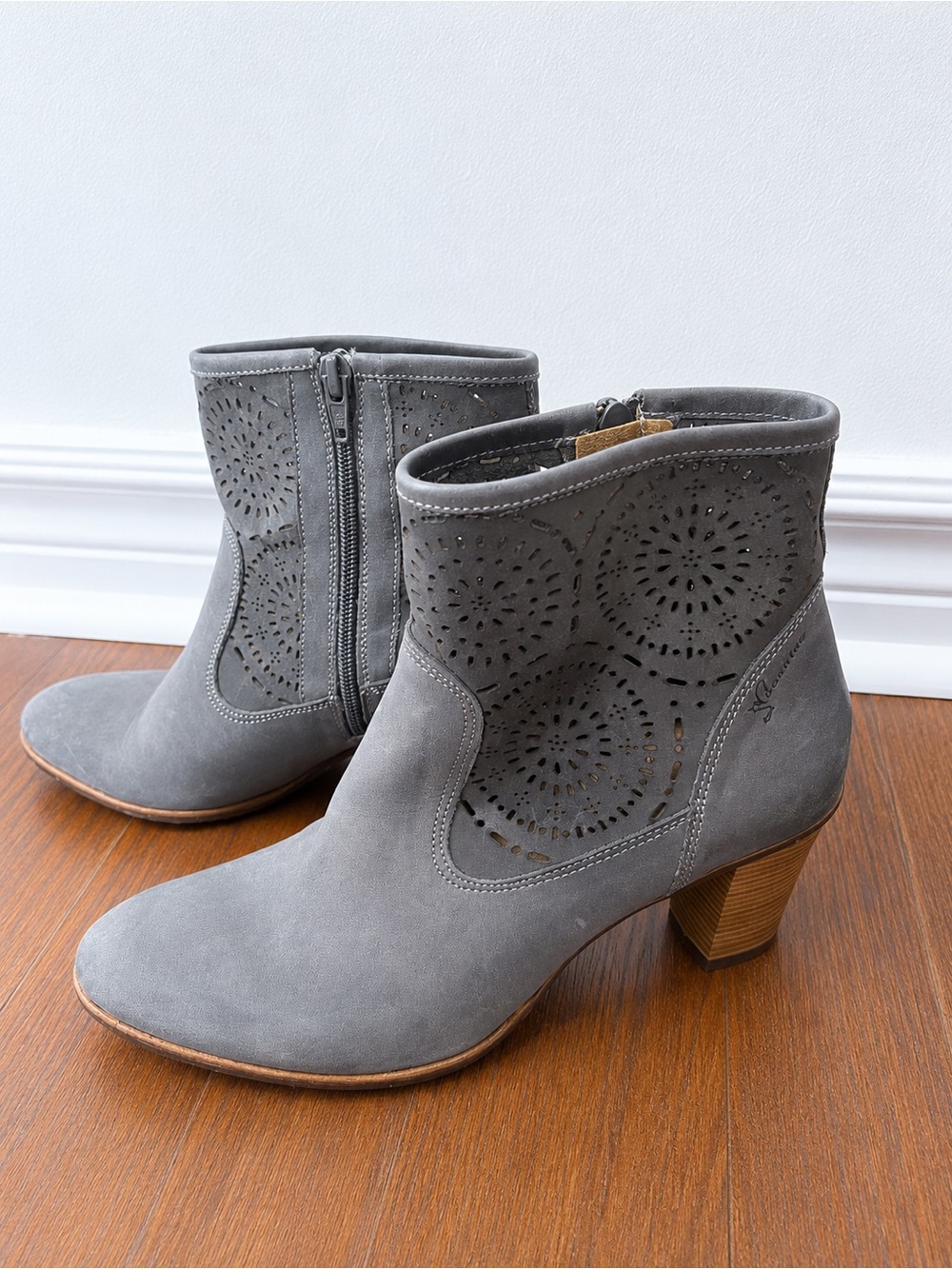 DORKING Leather Ankle Boots – Women’s Size 39 (EU) / Approx. US 8.5 - Picture 3 of 8